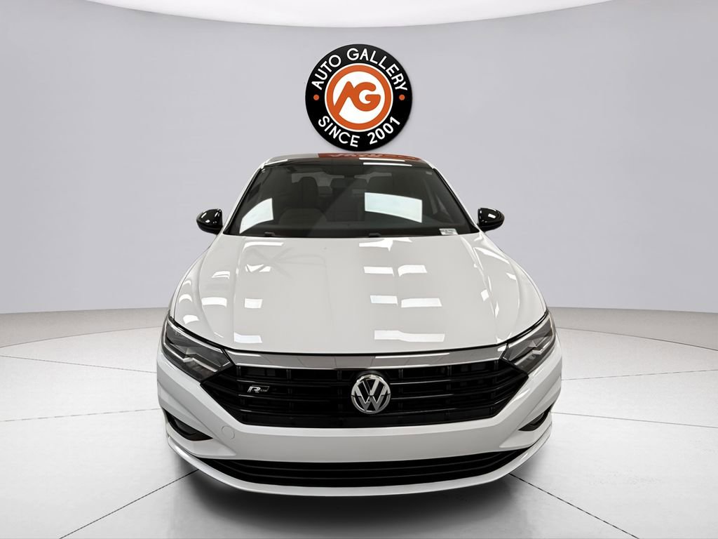 Used 2021 Volkswagen Jetta R-Line w/ R-Line Cold Weather Package image 2