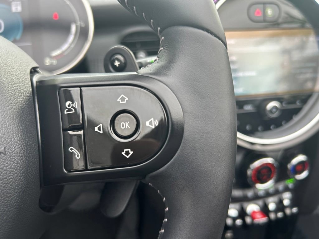 Used 2024 MINI Cooper S w/ Seaside Edition FWD image 29