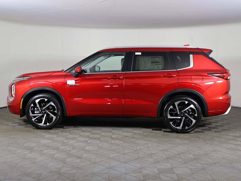 New 2025 Mitsubishi Outlander SEL image 20