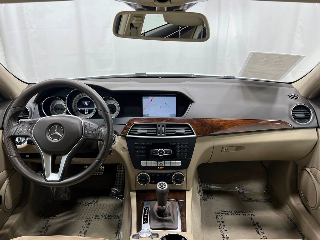 Used 2013 Mercedes-Benz C 300 4MATIC Sedan image 19