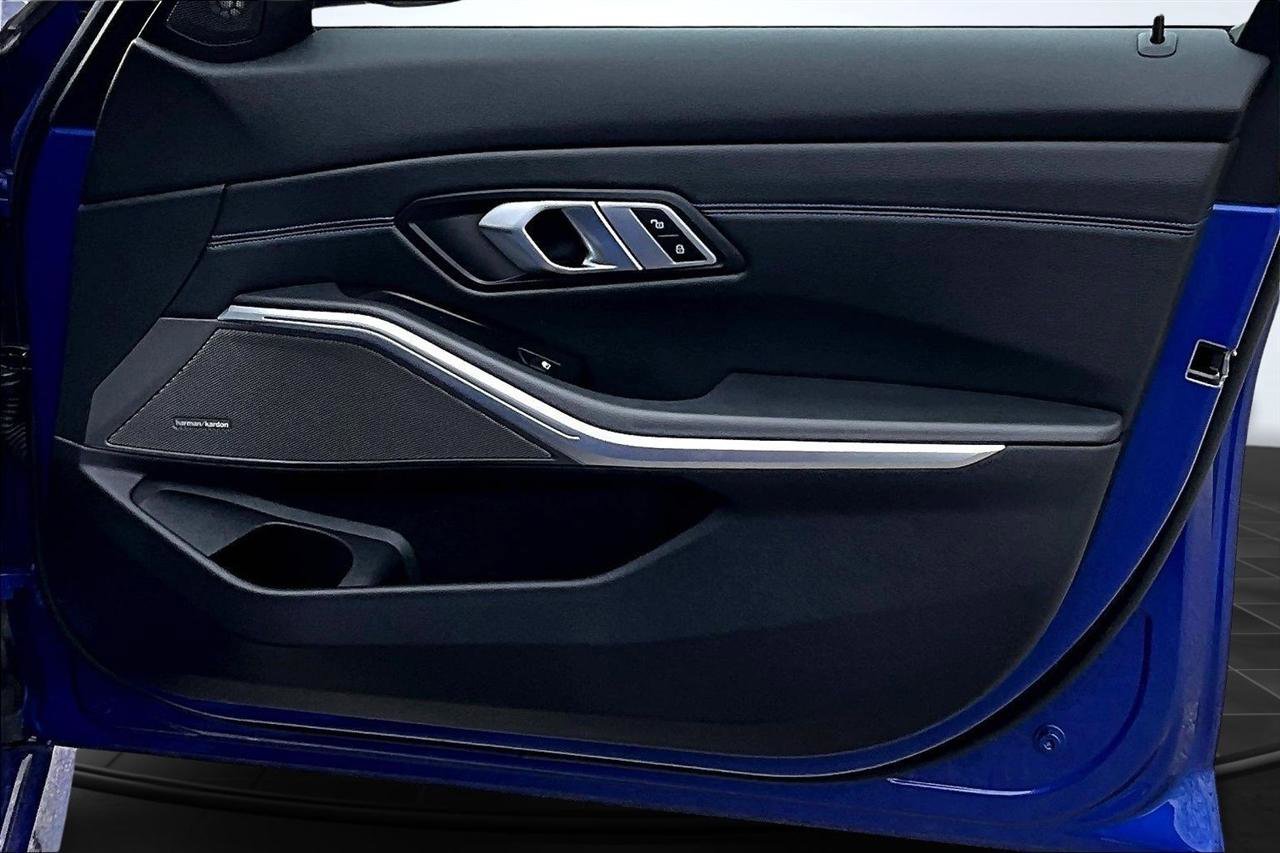 Used 2020 BMW M340i xDrive w/ Premium Package image 28