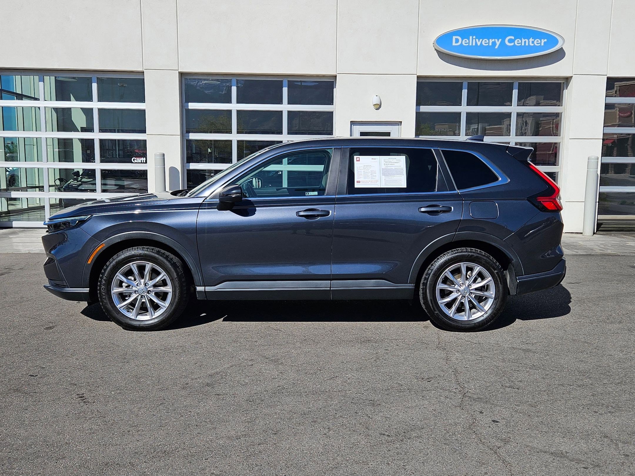 Used 2023 Honda CR-V EX image 10