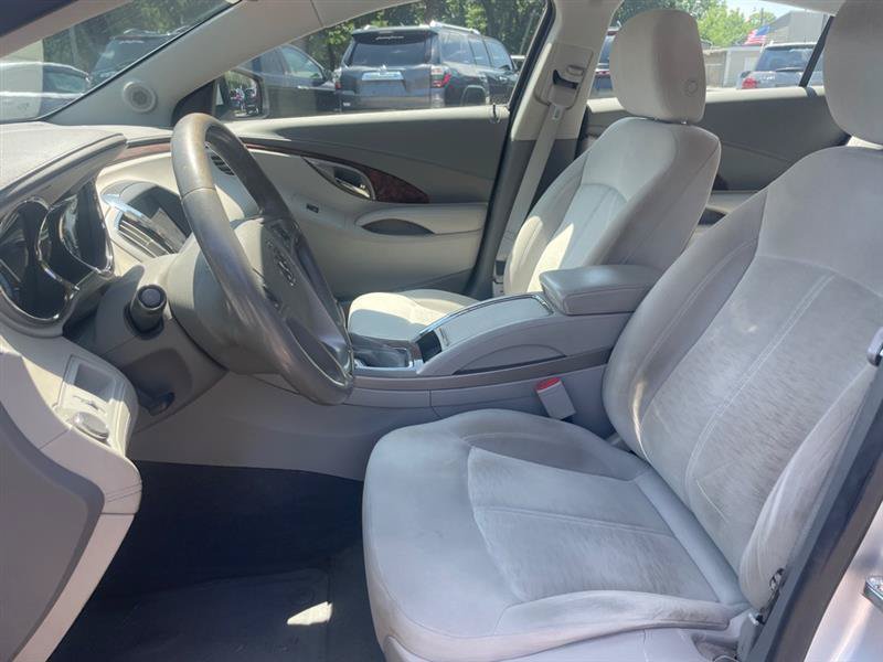 Used 2012 Buick LaCrosse Convenience FWD image 10