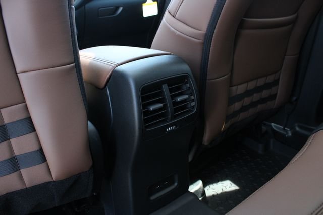 New 2026 Ford Bronco Sport Outer Banks w/ Outer Banks Tech Package+ AWD/4WD image 24