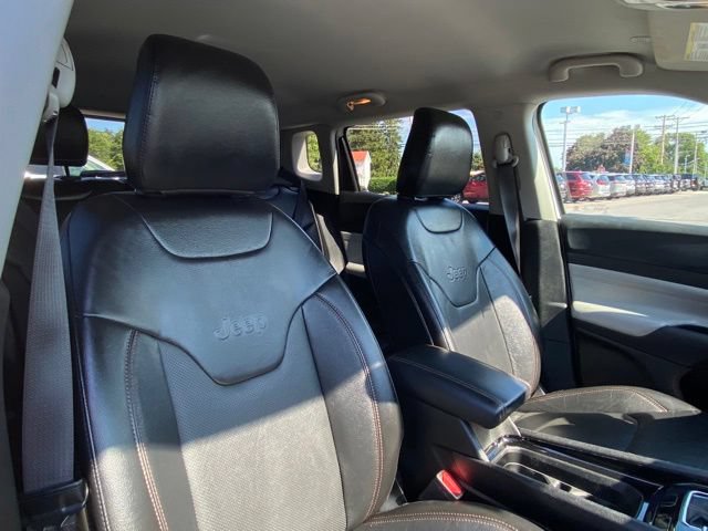 Used 2022 Jeep Compass Limited AWD/4WD image 21