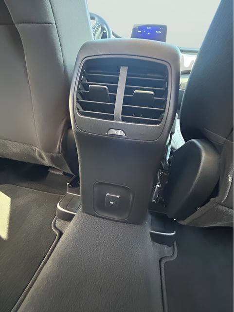 Used 2020 Ford Escape SE image 20