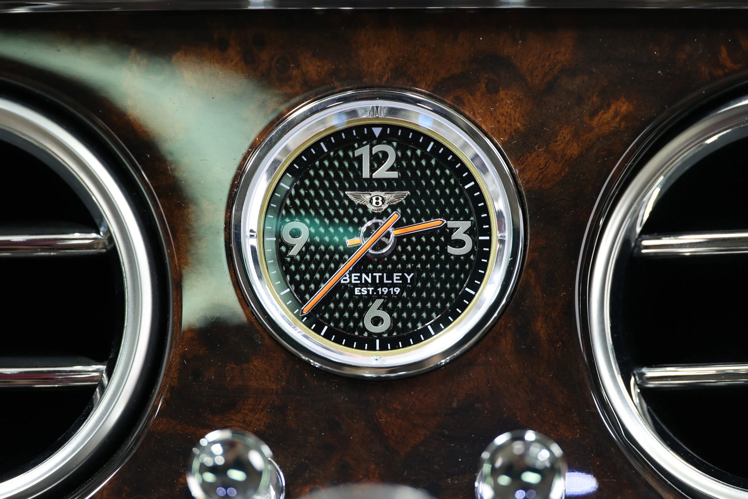 Used 2021 Bentley Continental GT image 50