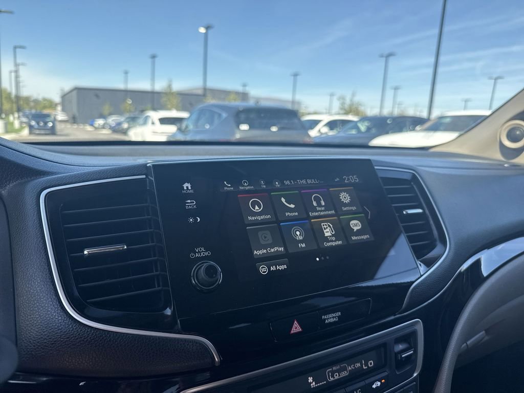 Used 2019 Honda Pilot Touring image 16