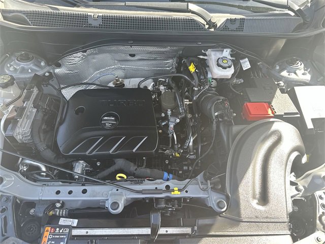 Certified 2024 Buick Encore GX Sport Touring image 18