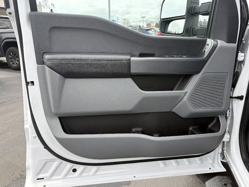 Certified 2024 Ford F350 XLT image 14