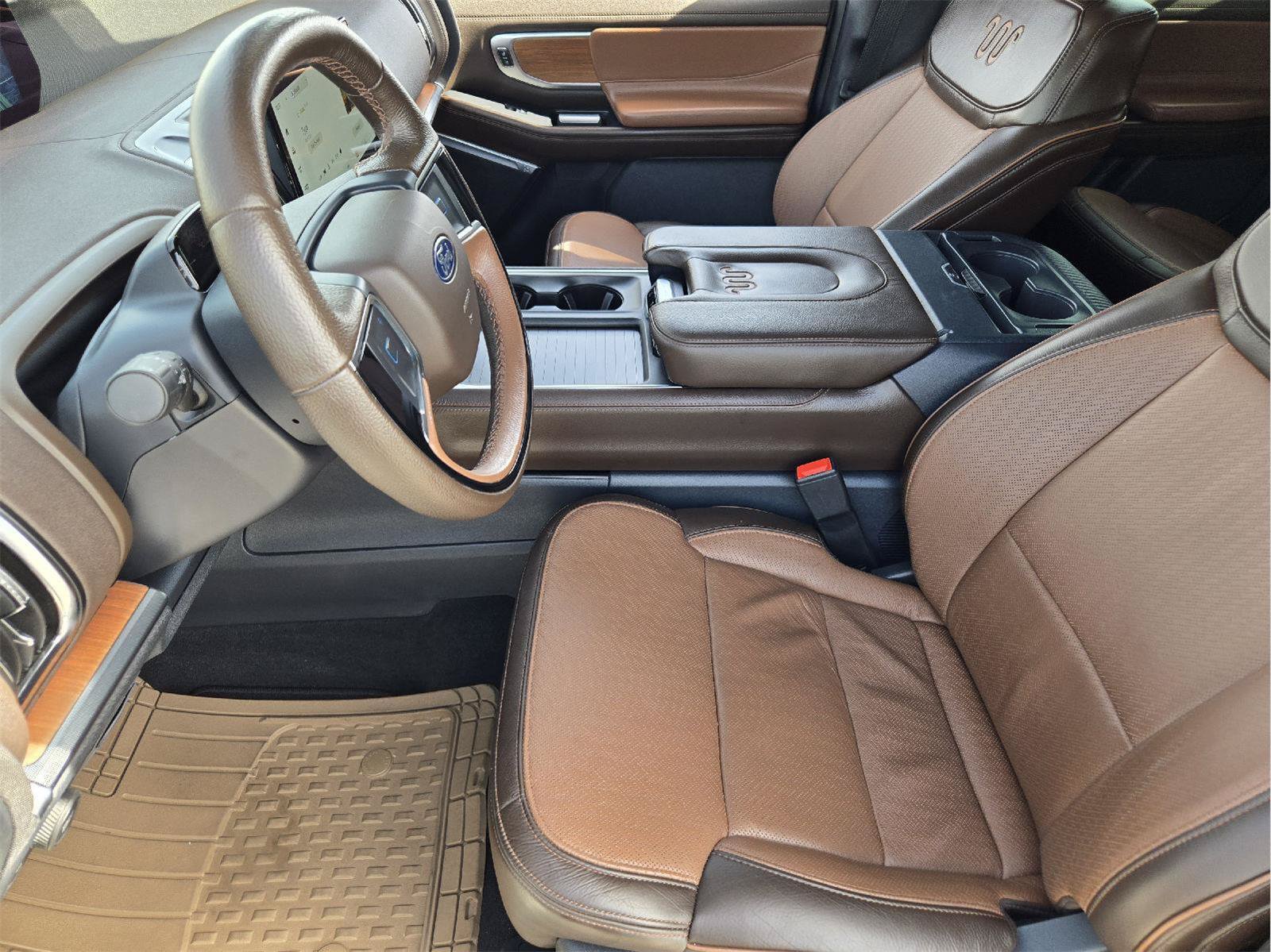 Used 2025 Ford Expedition King Ranch AWD/4WD image 12