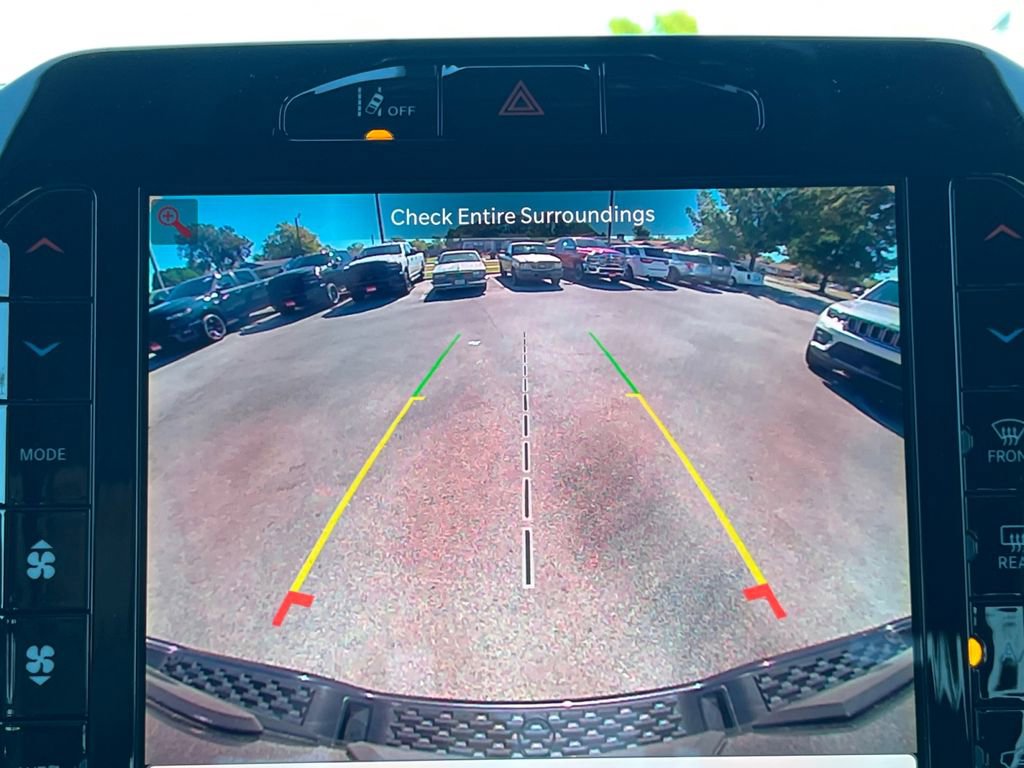 New 2026 RAM 1500 4x4 Crew Cab image 9