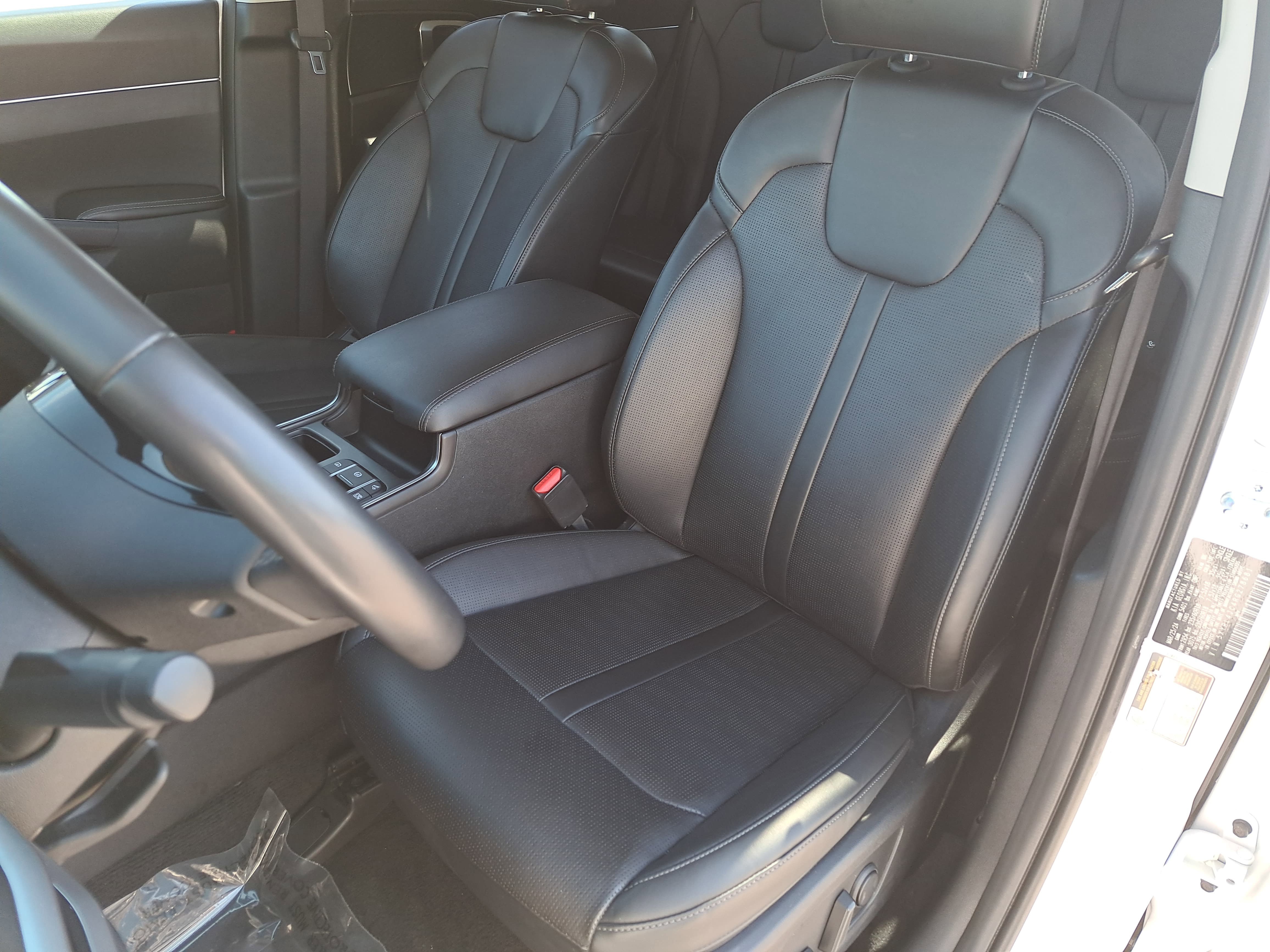 Used 2024 Kia Sorento S FWD image 15