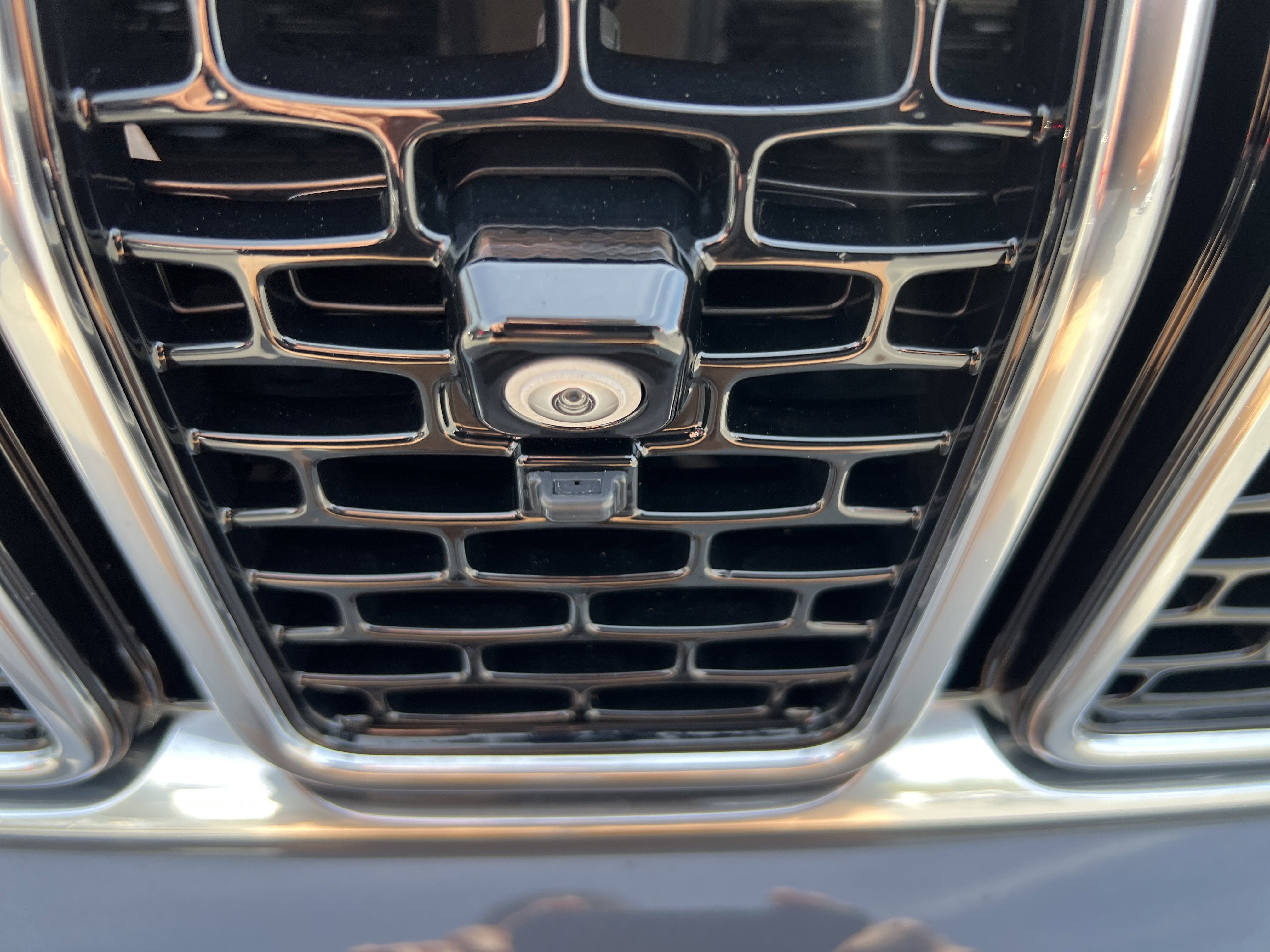 Used 2022 Jeep Wagoneer Series III w/ Convenience Group I image 37