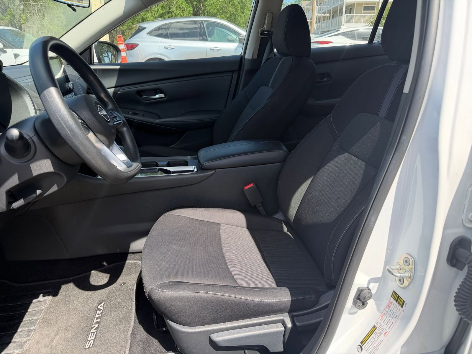 Used 2025 Nissan Sentra SV image 24