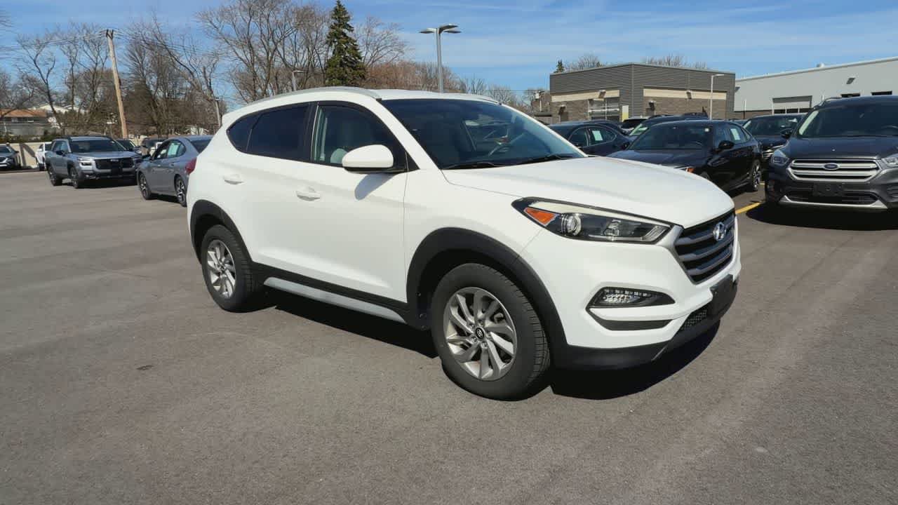 Used 2017 Hyundai Tucson SE AWD/4WD video 2