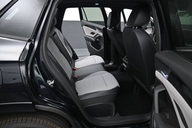 New 2026 Volkswagen Tiguan SE R-Line AWD/4WD image 13
