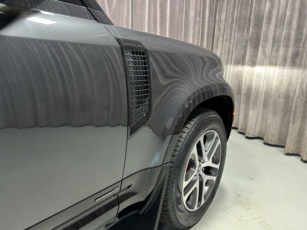 Used 2024 Land Rover Defender 130 X image 6