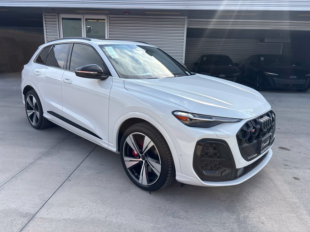 New 2026 Audi SQ5 Premium Plus AWD/4WD image 3