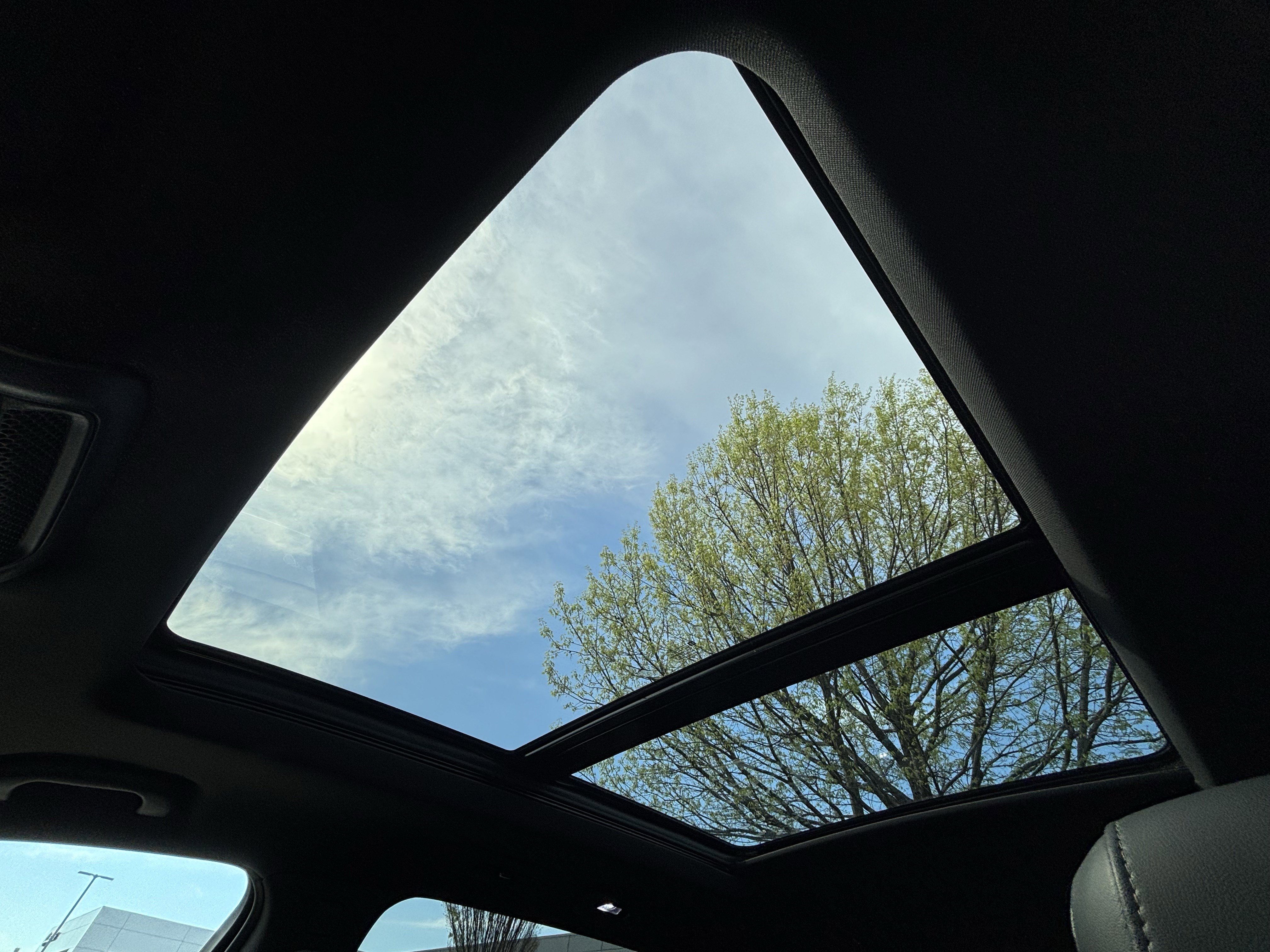 Used 2022 Cadillac XT6 Premium Luxury image 29