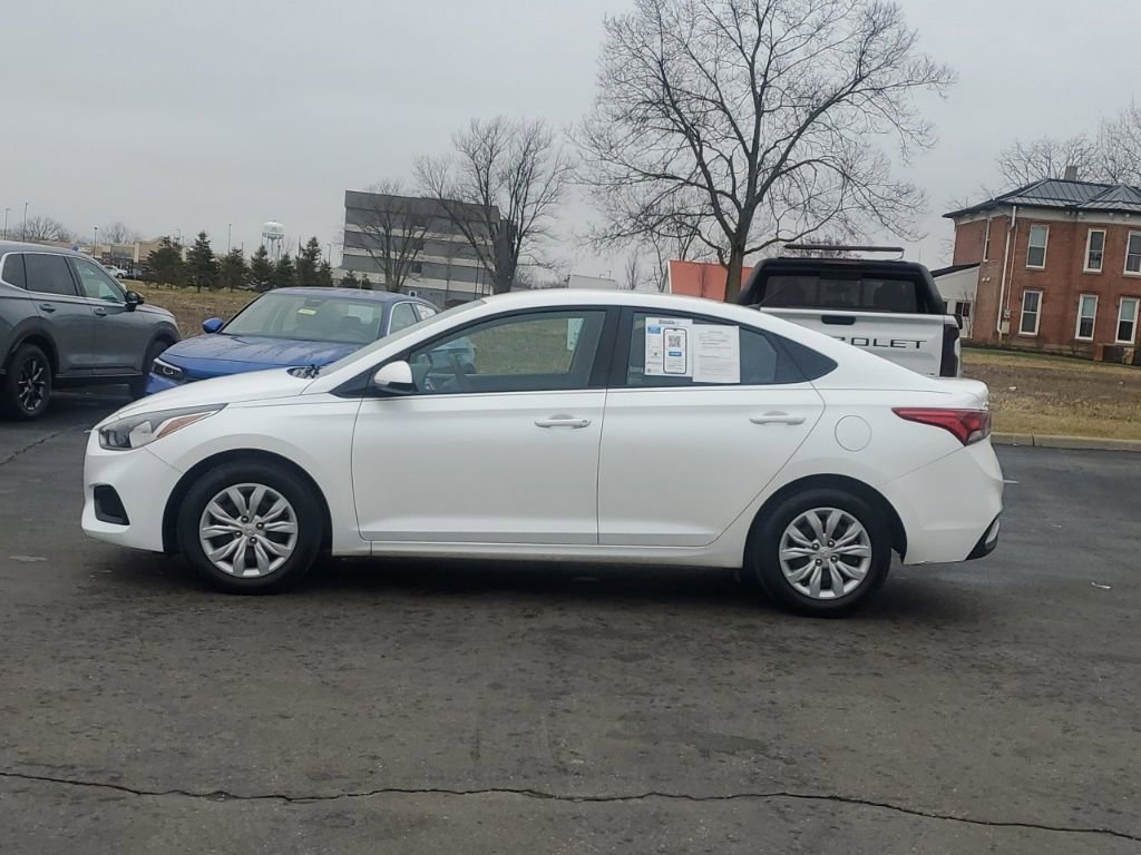 Used 2022 Hyundai Accent SE image 4