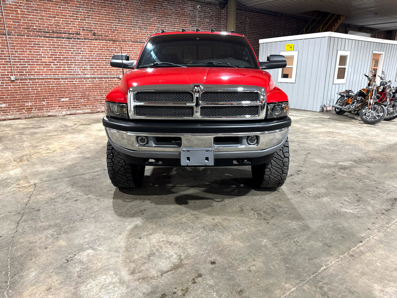 Used 1998 Dodge Ram 2500 Truck 4x4 Quad Cab image 2