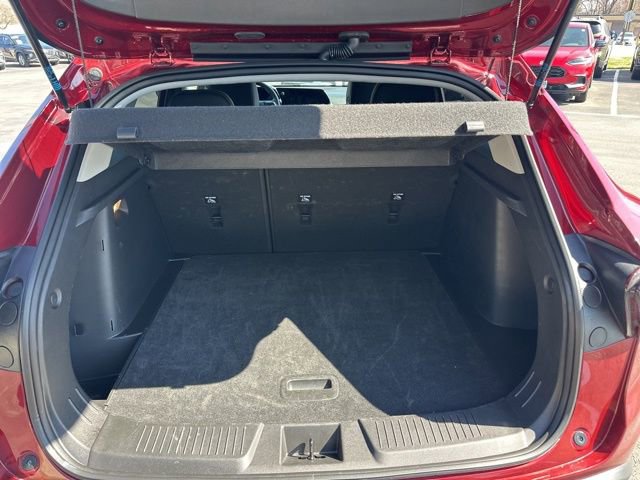 Used 2025 Chevrolet Trax LT w/ LT Convenience Package image 22