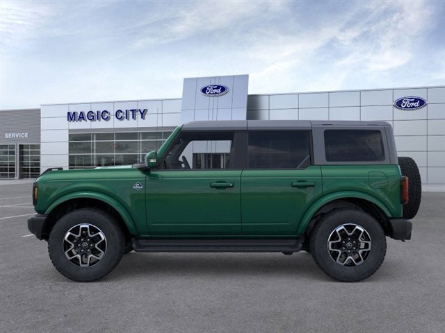 New 2025 Ford Bronco Outer Banks image 3