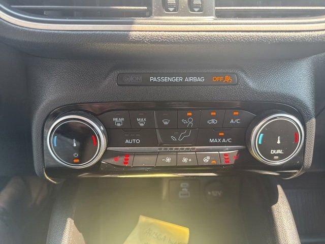 Certified 2022 Ford Escape SEL w/ Technology Package AWD/4WD image 20