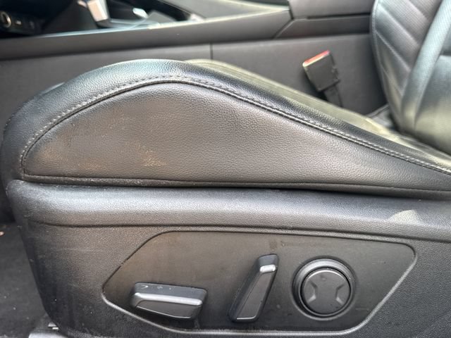 Used 2024 Hyundai Elantra Limited FWD image 14