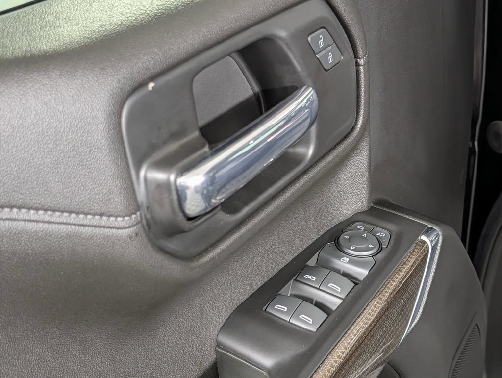 Used 2022 Chevrolet Silverado 1500 LT Trail Boss w/ Safety Package AWD/4WD image 24