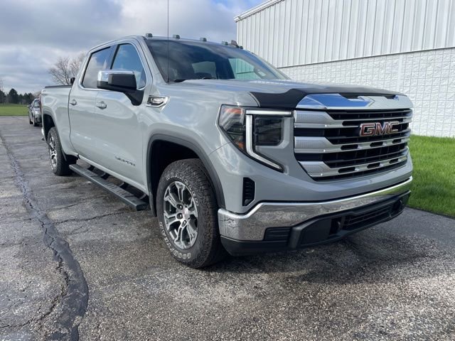 Used 2024 GMC Sierra 1500 SLE w/ Preferred Package image 1