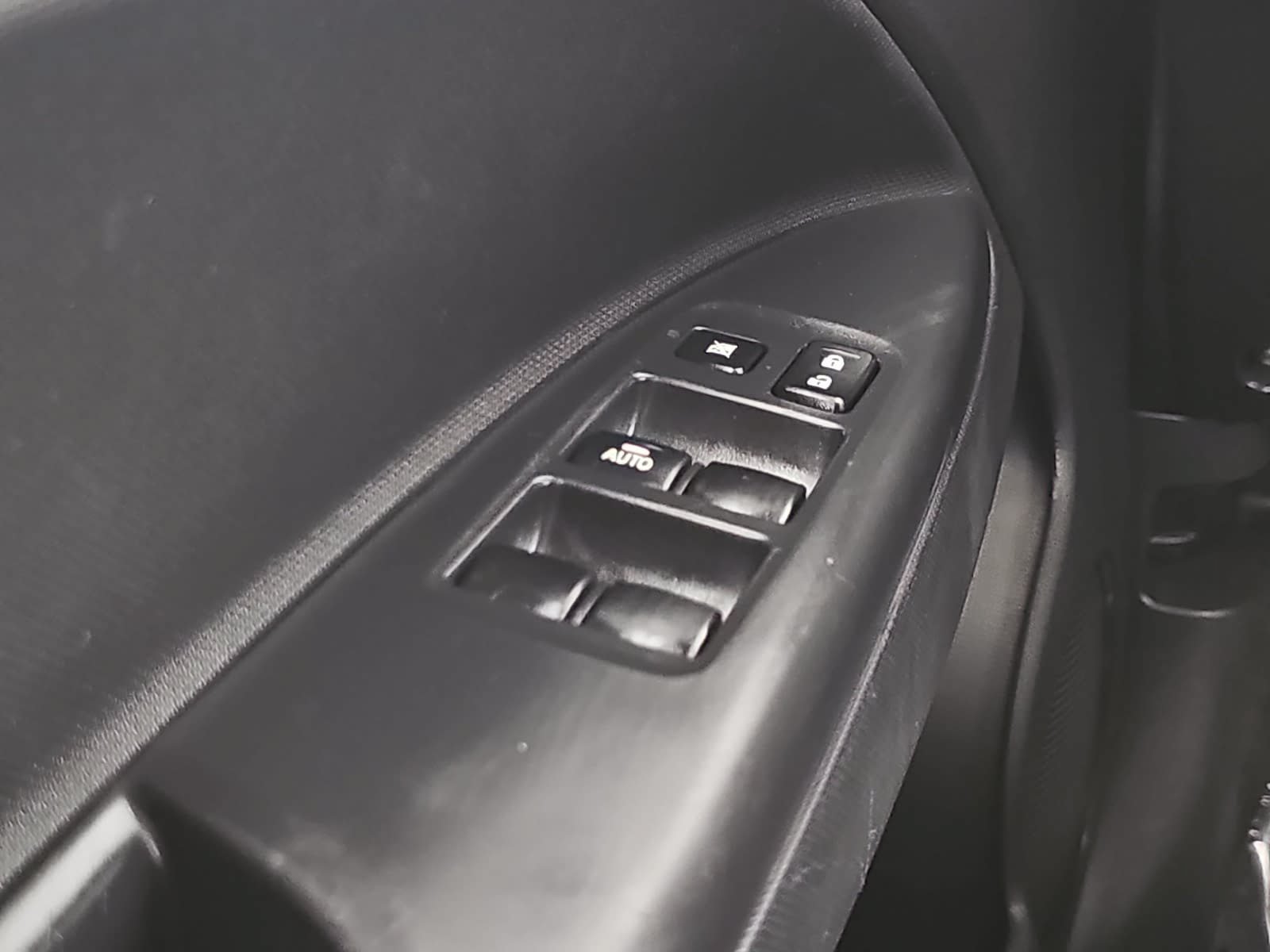 Used 2024 Mitsubishi Mirage ES FWD image 26