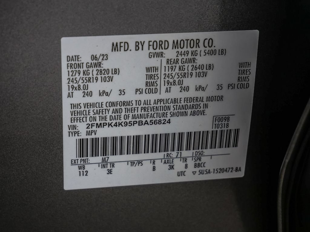 Used 2023 Ford Edge Titanium AWD/4WD image 41