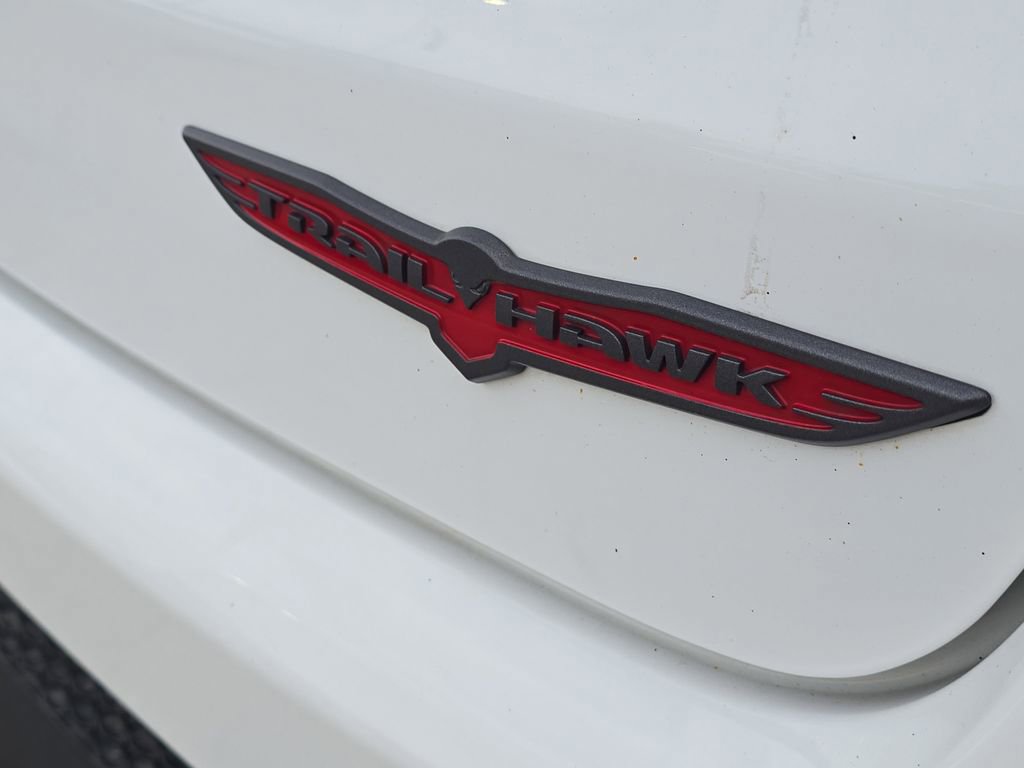 Used 2022 Jeep Compass Trailhawk w/ Trailhawk Elite Group AWD/4WD image 7