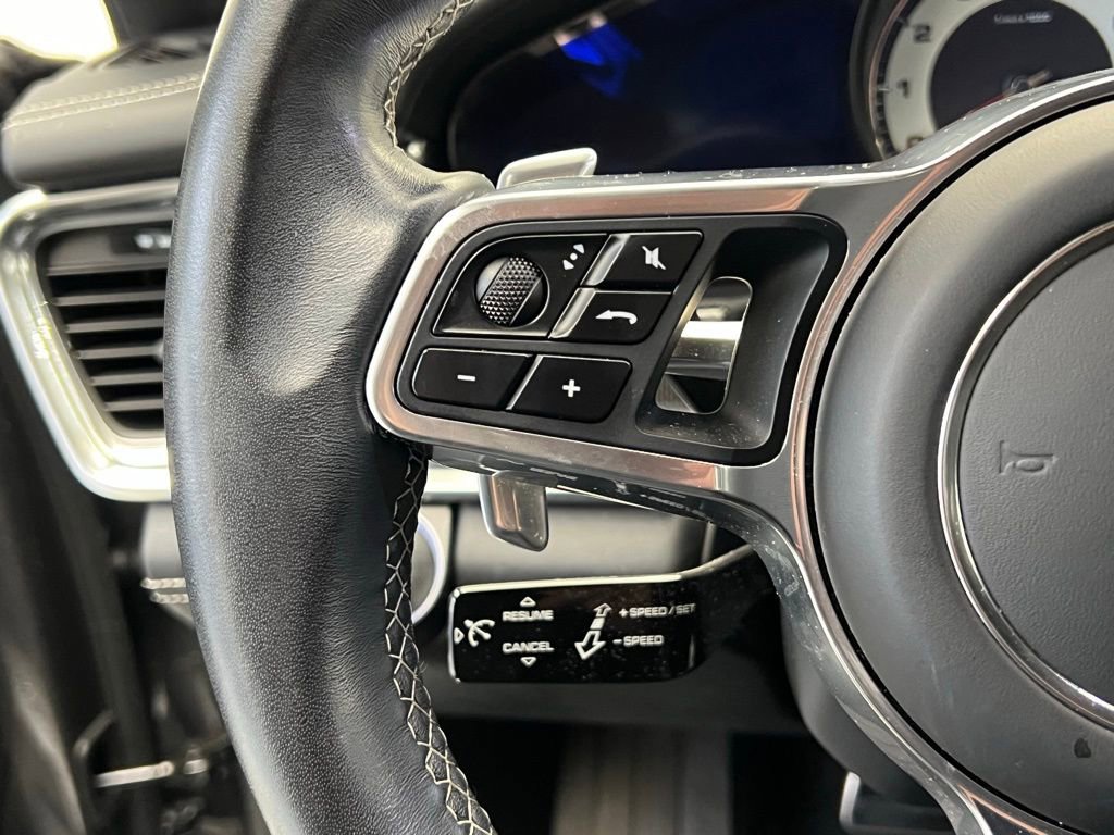 Certified 2018 Porsche Panamera 4S image 8