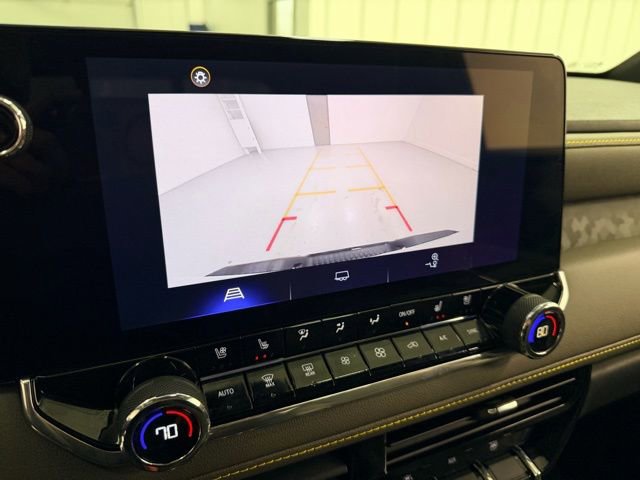 Certified 2024 Chevrolet Colorado ZR2 w/ ZR2 Convenience Package III image 15