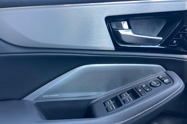 New 2026 Acura MDX w/ Technology Package AWD/4WD image 8