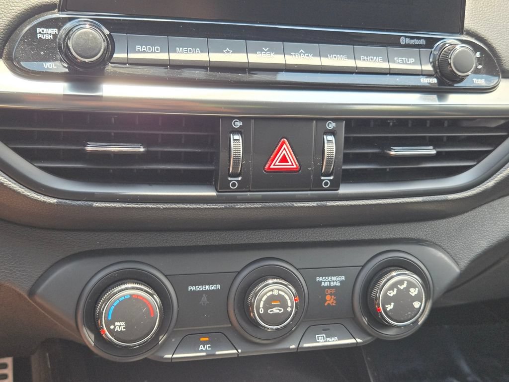 Certified 2021 Kia Forte GT-Line FWD image 26
