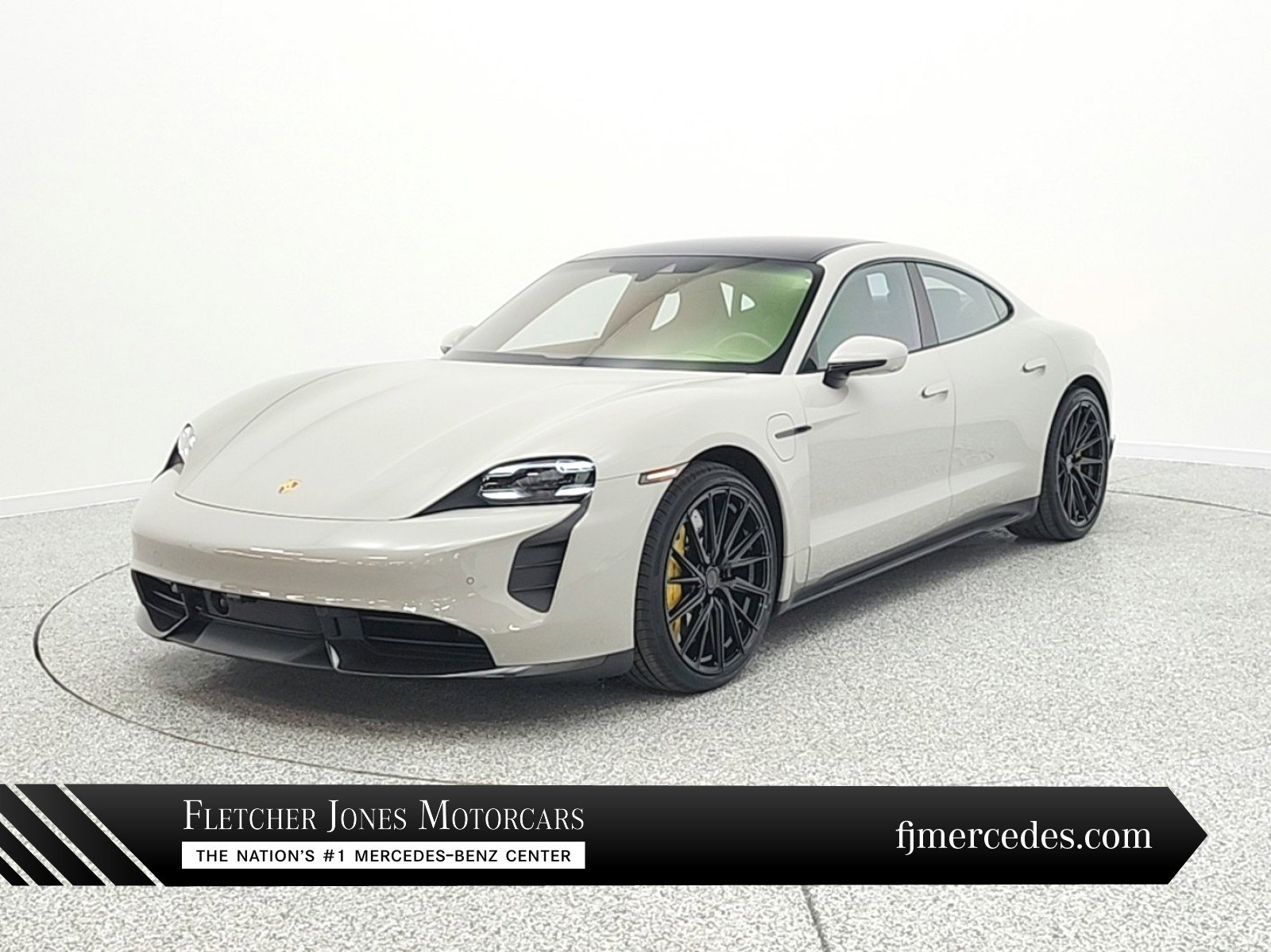 Used 2021 Porsche Taycan image 1