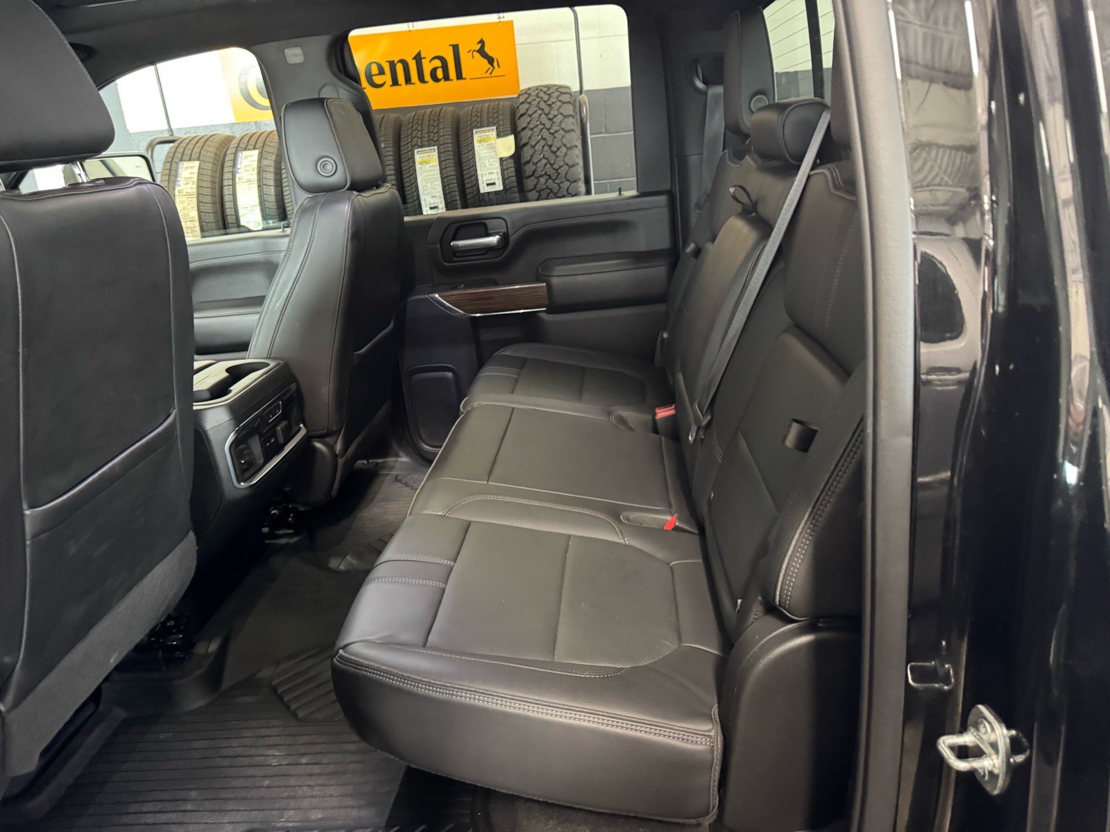 Certified 2021 Chevrolet Silverado 2500 High Country w/ Z71 Off-Road Package AWD/4WD image 11