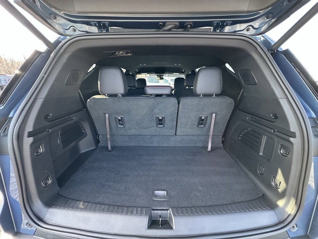 Used 2025 Chevrolet Traverse Z71 w/ LPO, Floor Liner Package image 13