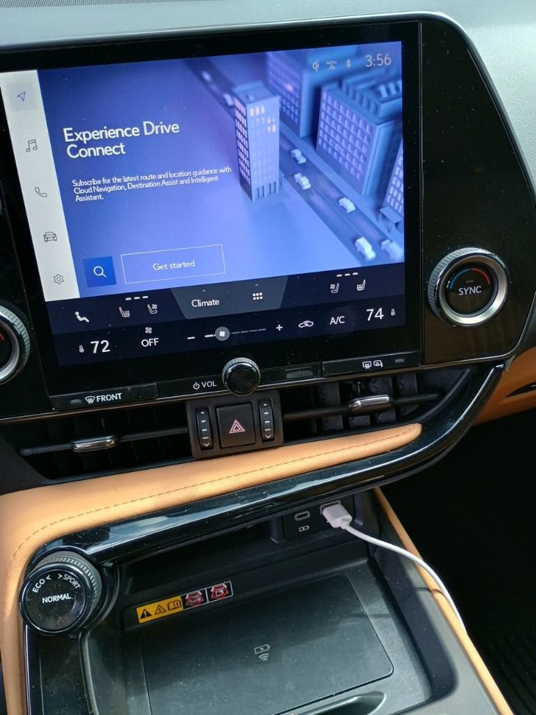 Certified 2025 Lexus NX 250 FWD w/ Accessory Package (2T) image 3