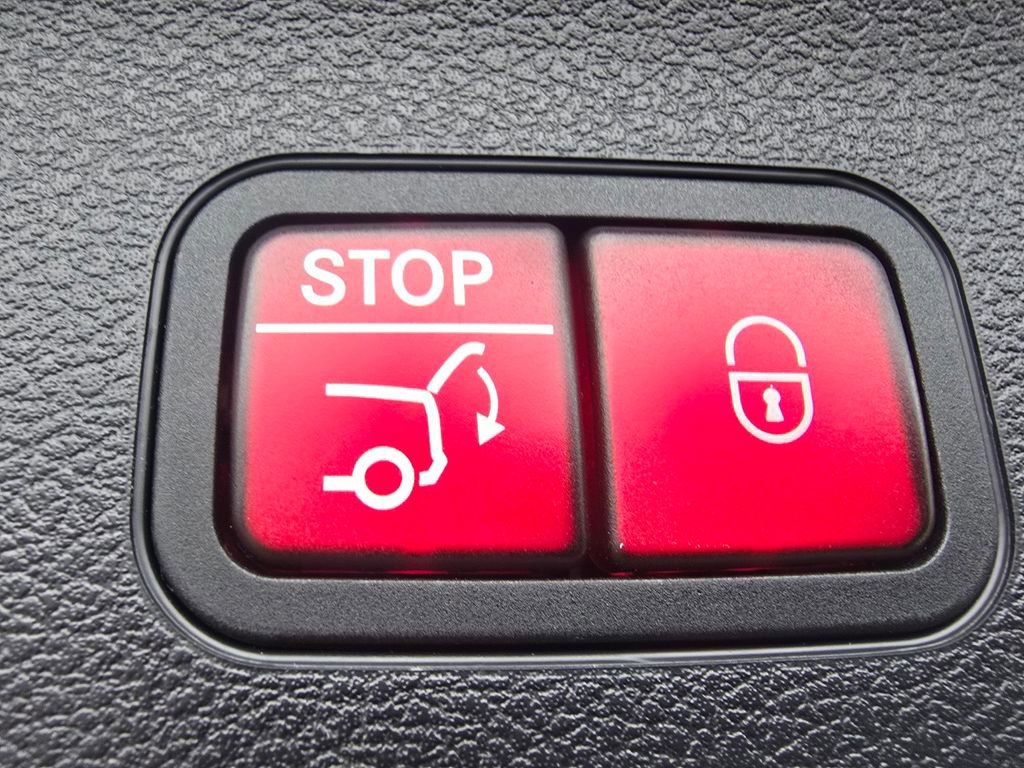 Certified 2023 Mercedes-Benz GLS 450 4MATIC image 20