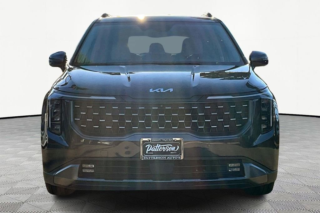 Certified 2025 Kia Carnival SX Prestige image 3