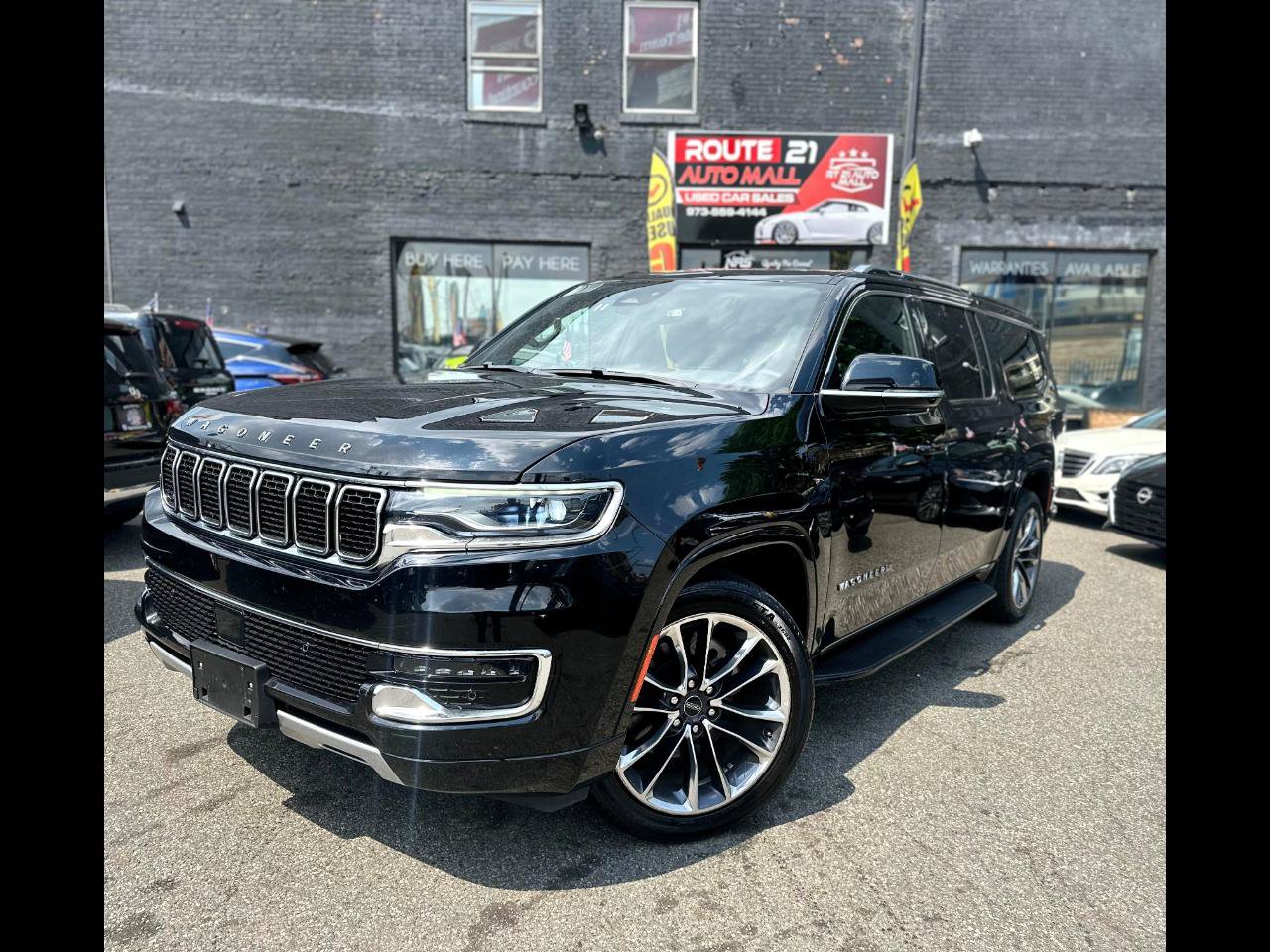 Used 2023 Jeep Wagoneer L Series II w/ Premium Group I
