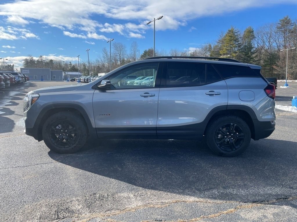 Used 2024 GMC Terrain AT4 w/ Infotainment Package II image 3