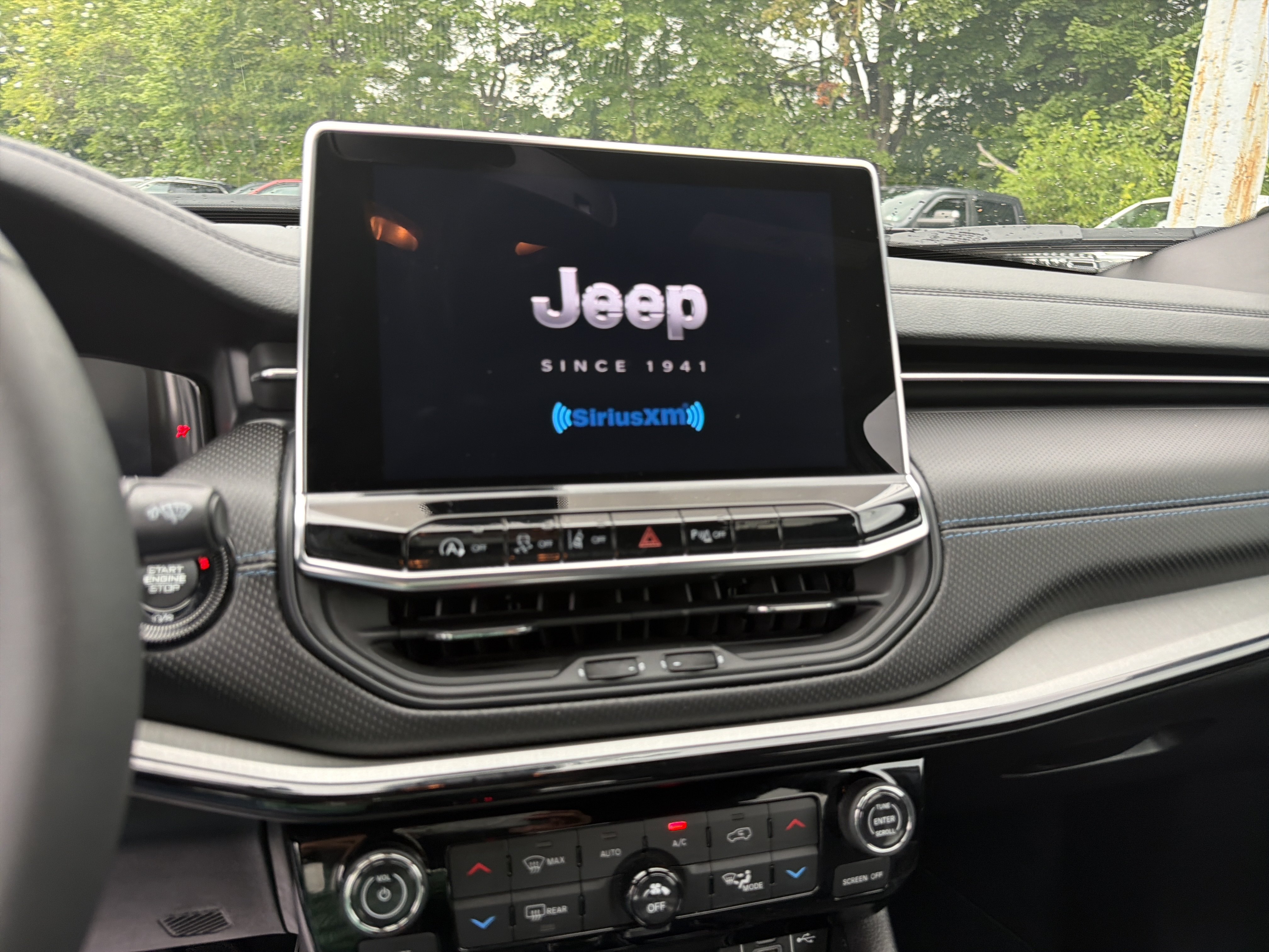 Certified 2025 Jeep Compass Limited w/ Driver Assist Group I AWD/4WD image 19