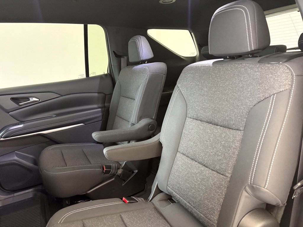 New 2027 Chevrolet Traverse LT FWD image 26