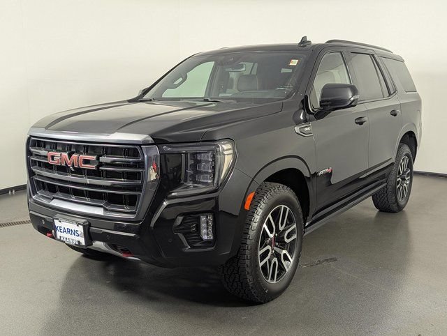 Used 2023 GMC Yukon AT4 w/ Technology Package AWD/4WD image 4